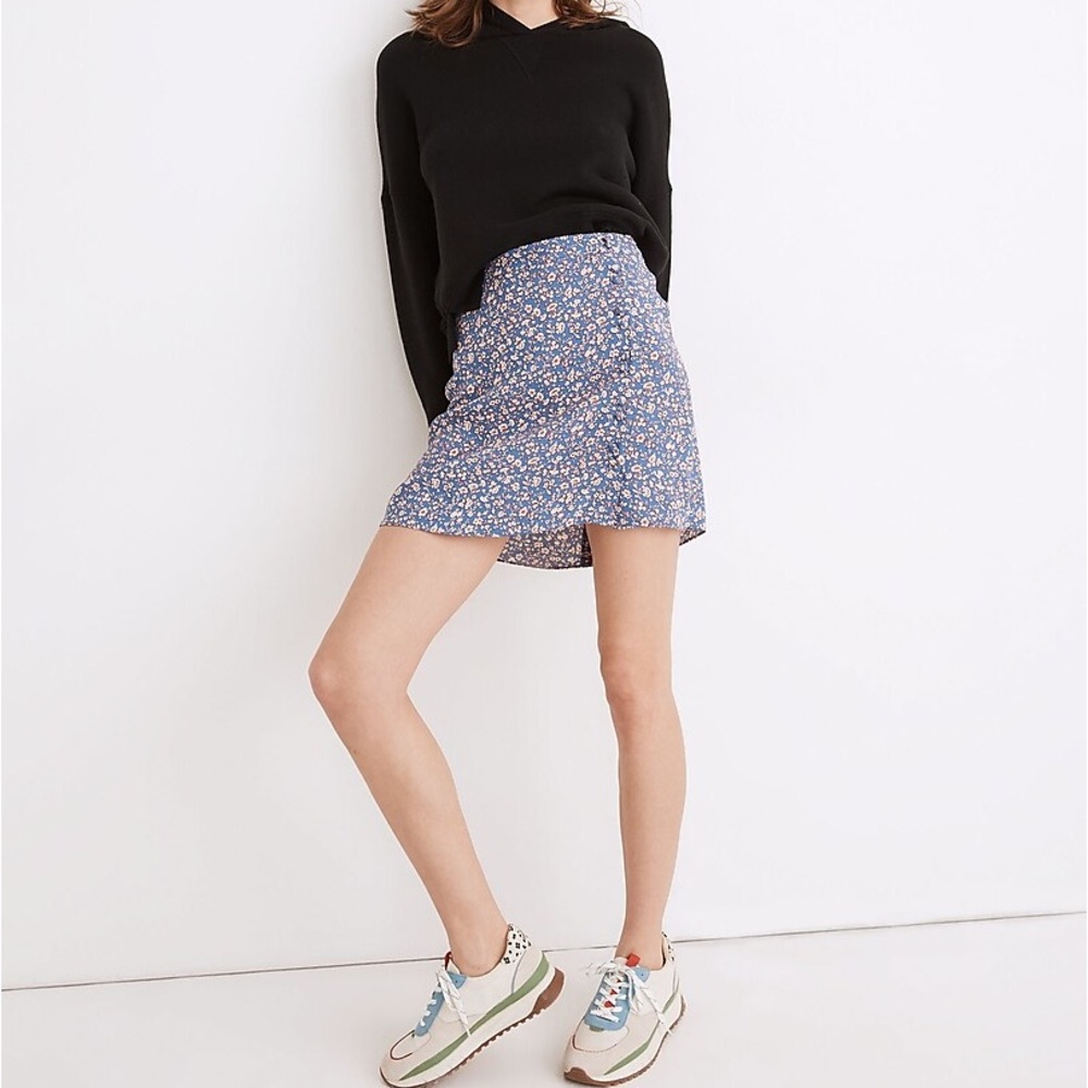 Madewell Blue Floral Porch Side-Button Mini Skirt Women's size 00 (double zero)